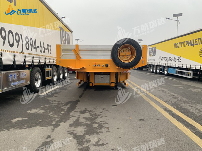 通用低平板半挂车