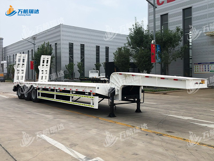 通用低平板半挂车