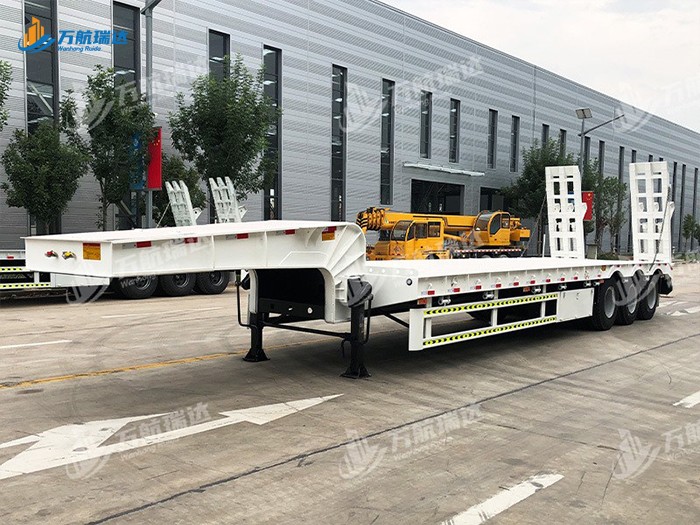 通用低平板半挂车