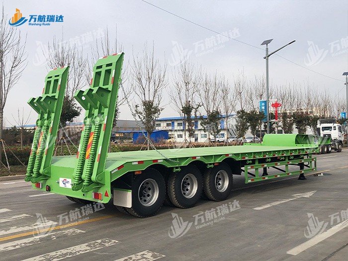 通用低平板半挂车