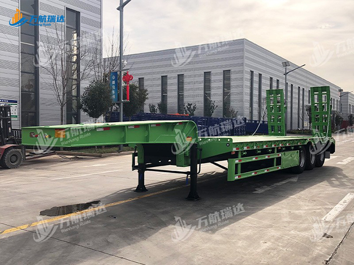 通用低平板半挂车