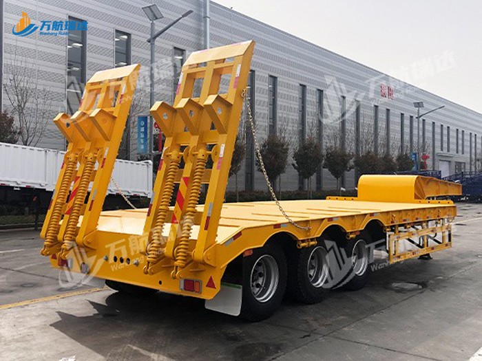 通用低平板半挂车