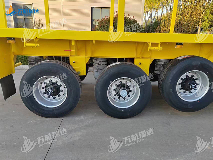 集装箱平板运输半挂车