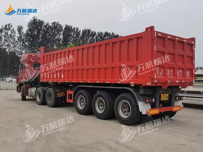 厢式后翻自卸半挂车