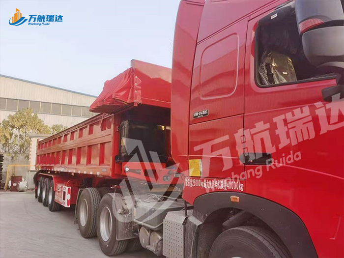 栏板后翻自卸半挂车