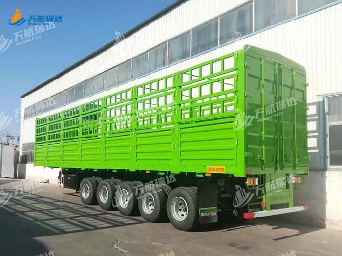 出口型仓栏半挂车