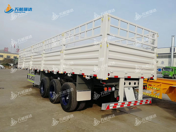 出口型仓栏半挂车