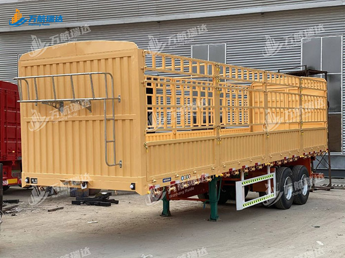 出口型仓栏半挂车