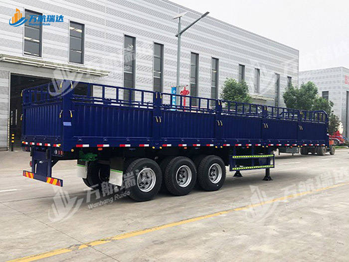 出口型仓栏半挂车