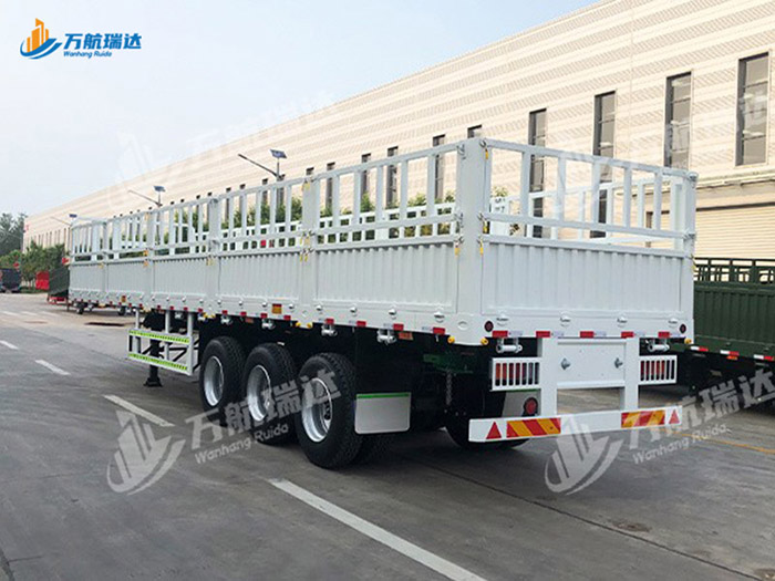 出口型仓栏半挂车
