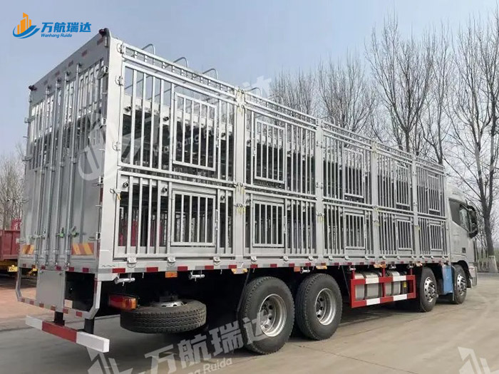 畜牧运输仓栏半挂车