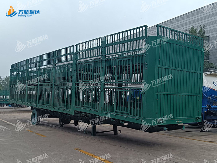 畜牧运输仓栏半挂车