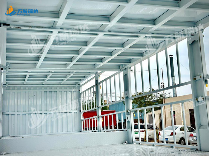 畜牧运输仓栏半挂车