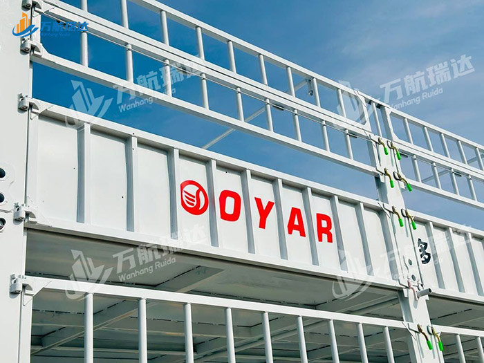 畜牧运输仓栏半挂车