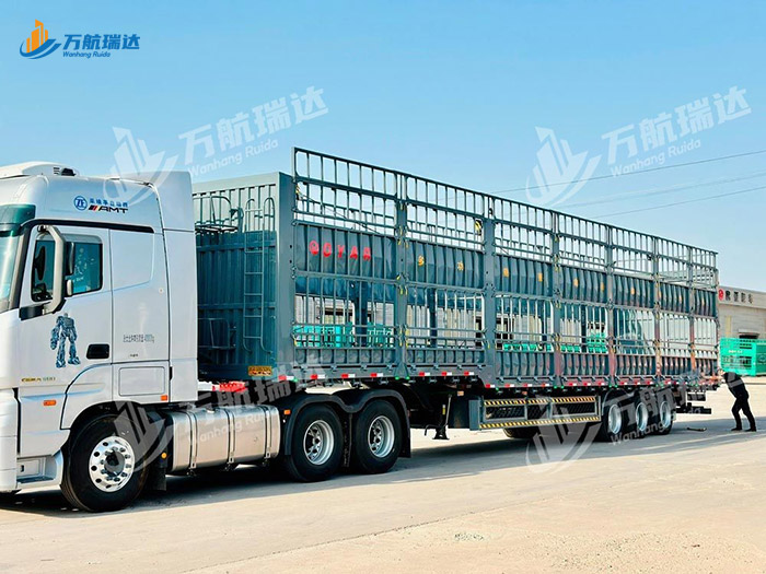 畜牧运输仓栏半挂车