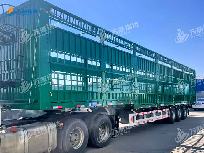 畜牧运输仓栏半挂车