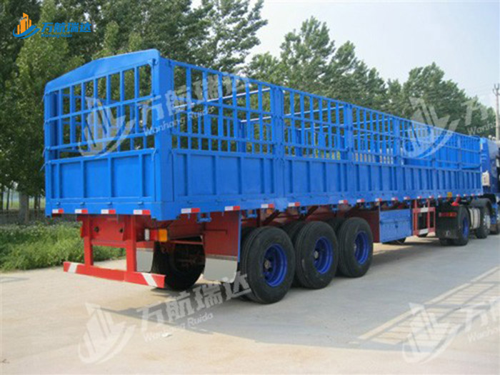 直梁式仓栏运输半挂车