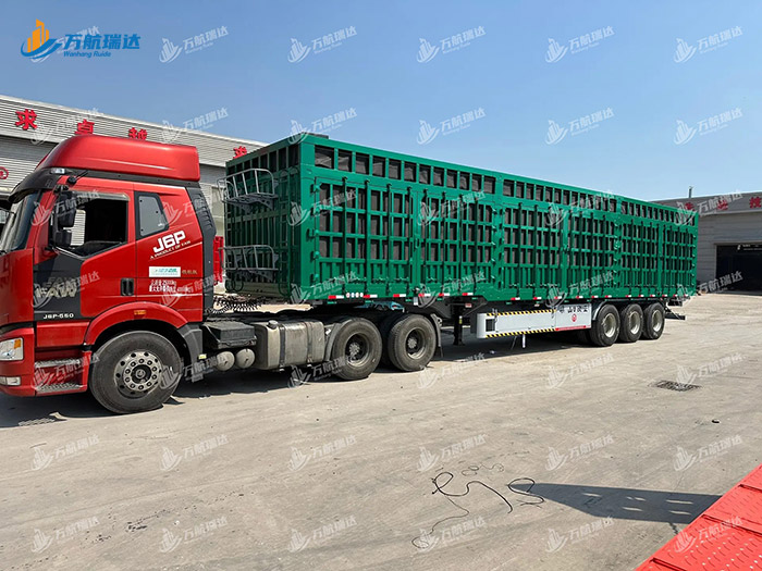 直梁式仓栏运输半挂车