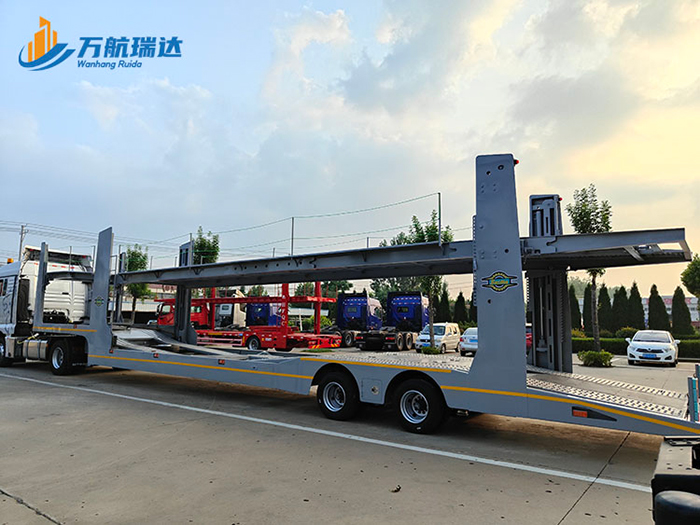 轿车运输半挂车